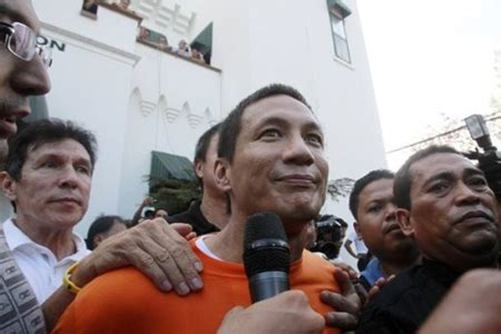 vizconde family|SC acquits Hubert Webb, 6 others in Vizconde massacre.